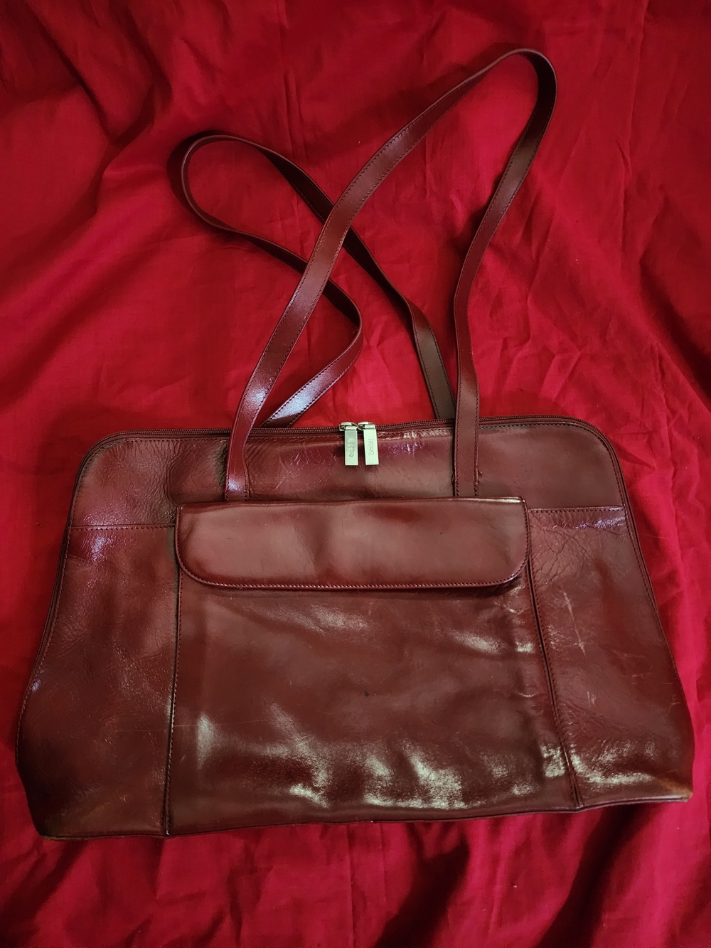 Classic Women's Leather Tote Bag in Deep Burgundy
